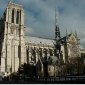 На собор Нотр-Дам в Париже установили новые колокола