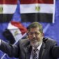 Мурси пытается унять своих разбушевавшихся подданных танками и словами